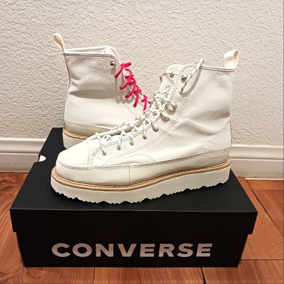 Converse - Picture 1 of 4